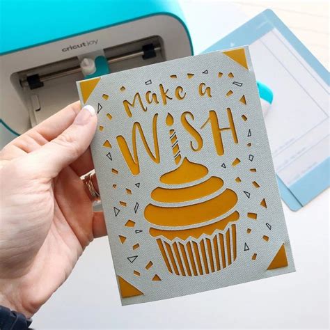 How To Make Greeting Cards With Cricut Great Christmas Greetings