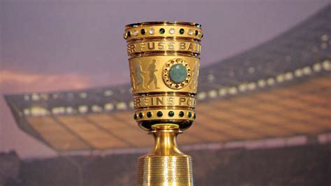 Follow all the latest german dfb pokal football news, fixtures, stats, and more on espn. DFB-Pokal 2016/2017: So sehen Sie die Auslosung jetzt live im TV und im Live-Stream | Fußball