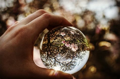 9 Tips For Unique And Mesmerising Crystal Ball Photography