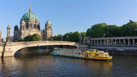 Berlin 1 Hour City Sightseeing River Cruise Getyourguide