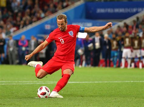But seems a little confused about where he lives. Harry Kane Says England Are "Playing More Fortnite Than ...