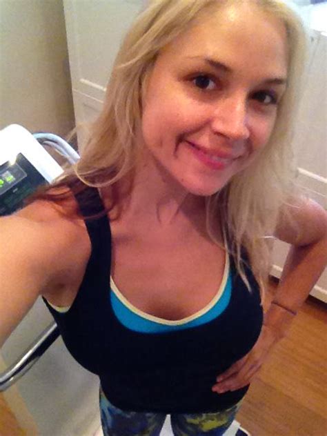 Sarah Vandella On Twitter Turbo Sonic Selfie 💐💓🍉