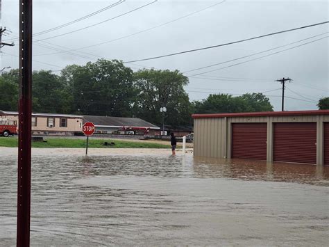 PHOTOS Mayfield KY Slammed With Heavy Rainfall Causing Severe Flooding State Of Emergency