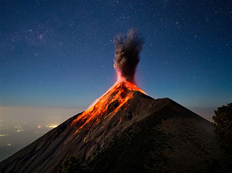 Central American Volcanoes Let Out Spectacular Eruptions Wired