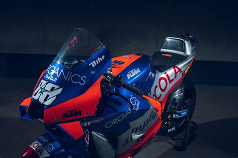 Fotos Red Bull Ktm Tech3 Motogp 2020 Motorbike Magazine