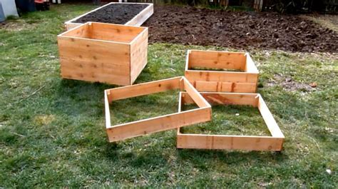 I like to look at the frames as resembling the floors of a building. Grow 100 Pounds Of Potatoes In A DIY Square Garden Design | Potato box, Potato gardening, Garden ...