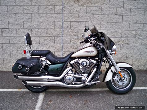 The 1700 is said to have 15 percent more horsepower than the 1600, too—not bad for a 6 percent increase in size. 2009 Kawasaki Vulcan 1700 Classic Um90364 Cs