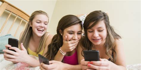 Most dating apps have pretty strict age restrictions, though, so it can be hard to find one that's actually geared towards teens. Underage Teens Are Using Hookup App Tinder; Should Parents ...
