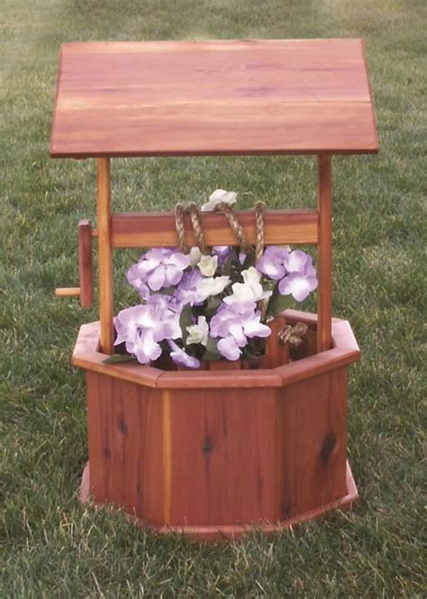 Amish Cedar Wooden Wishing Well Yard Garden Decor Flower Planter