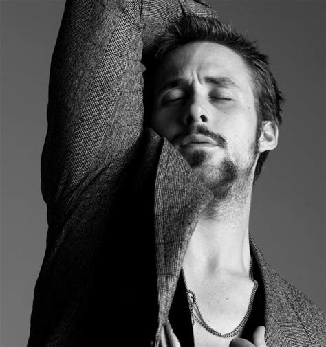 Top 25 Pictures Of Ryan Goslings Beard Ryan Gosling Beard Ryan