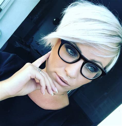 These are the six biggest haircut trends of 2019. 10 Trendy Very Short Haircuts for Female, Cool Short Hair ...
