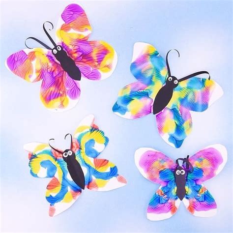 🦋symmetrical Butterflies🦋 We Absolutely Love This Butterfly Craft