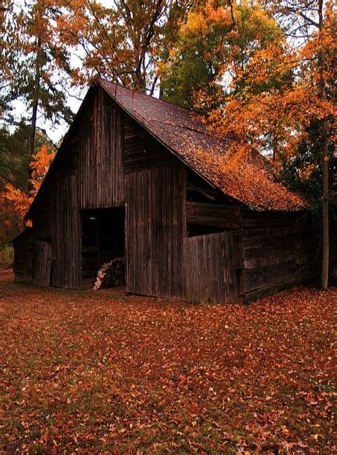 Image Result For Autumn Barn Scenes Barn Pictures Barn