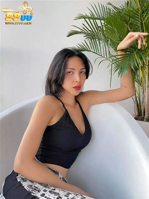 Biểu Tượng Sex Minh Triệu Khoe Bím Khít Nhiều Dâm Thuỷ Trong Phim Nóng 2022