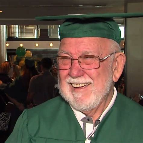 81 Year Old Grandfather Graduates College If I Can Do It Anybody Can Good Morning America