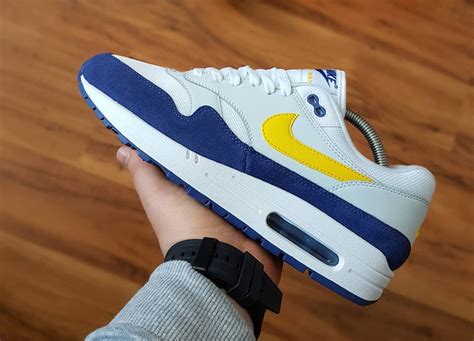 Review Nike Air Max 1 Michigan Blue Recall Tour Yellow