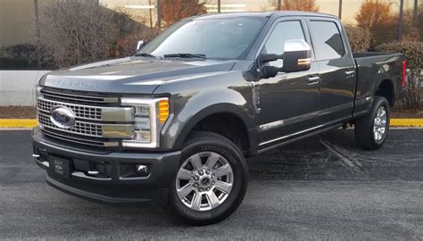 Quick Spin 2017 Ford F 250 Super Duty Platinum Crew Cab The Daily