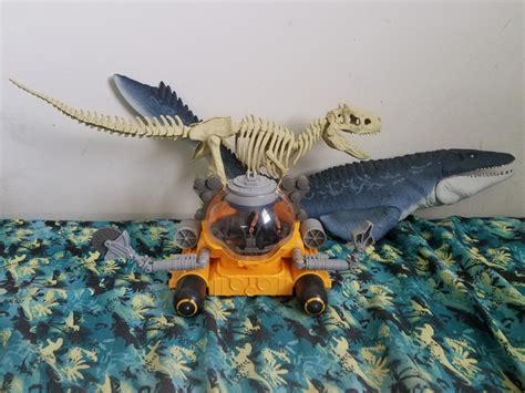 Quest For Indominus Rex Pack Jurassic World Fallen Kingdom By Mattel