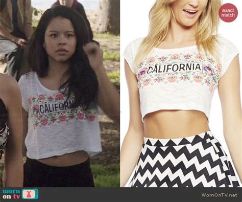 Marianas Cropped California Tee On The Fosters Fashion Fashion Tv
