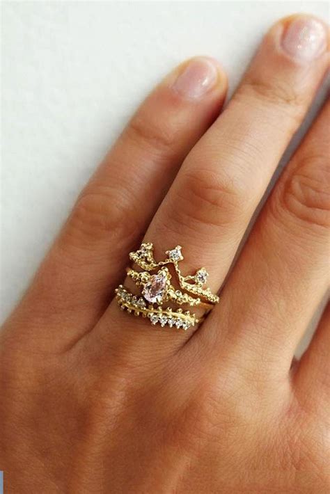 33 Unique Engagement Rings That Will Make Her Happy Oh So Perfect