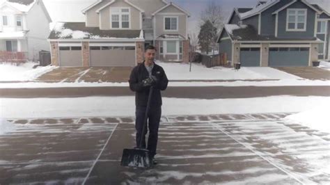 A Fast Efficient Method To Shovel A Wide Driveway The Ta Da Show