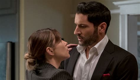 Tom Ellis Reacts To That Deckerstar Moment In ‘lucifer Season 5