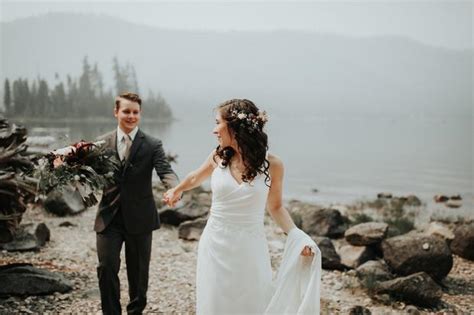 Are there things that absolutely need to be included in a nonreligious ceremony? Ten beautiful non-religious wedding ceremony readings you ...