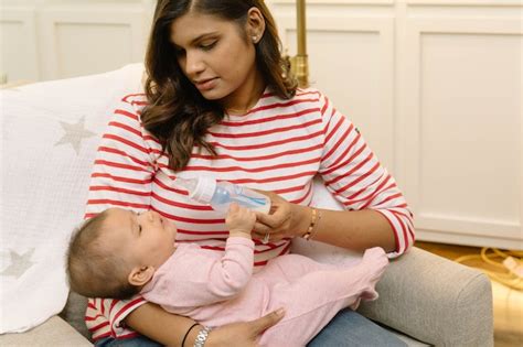 17 Real Breastfeeding Questions On Milk Blisters Pumping And More