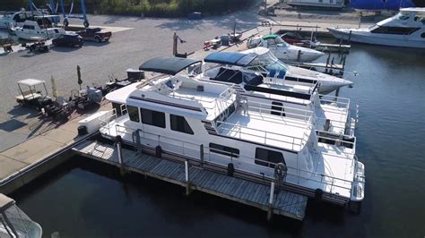 The lake, between knoxville and chattanooga, is easily accessible. House Boats For Sale On Dale Hollow Lake - Houseboating On ...