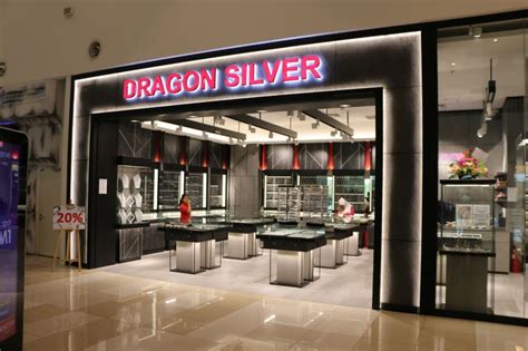 Est une société holding d'investissement basée en malaisie. DRAGON SILVER - IOI City Mall Sdn Bhd
