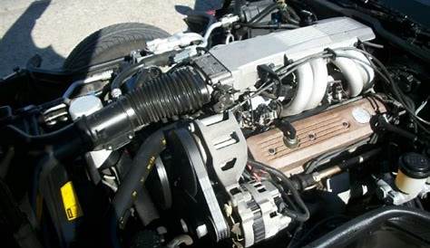 5.7 Liter OHV 16-Valve L98 V8 Engine for the 1989 Chevrolet Corvette