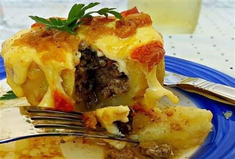 Pommes De Terre Farcies à La Viande