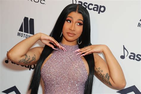 Cardi B Launched An Onlyfans Account For Behind The Scenes Wap Content