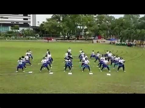 Persembahan dari smk sultan abdul samad petaling jaya di festari 2018. SMK(P) Taman Petaling Nilam Senamrobik 2017 - YouTube