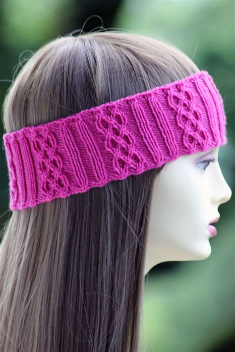 It too me the better part of three hours to knit five rows last night, including the latvian braid. Balls to the Walls Knits: Rib & Braid Headband