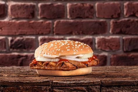 Get access to exclusive coupons. Burger King komt met FreaKINGdel burger | @FoodClicks