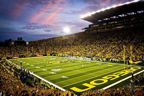 Autzen Stadium Eugene Oregon University Of Oregon Ducks Oregon Ducks Football University Of