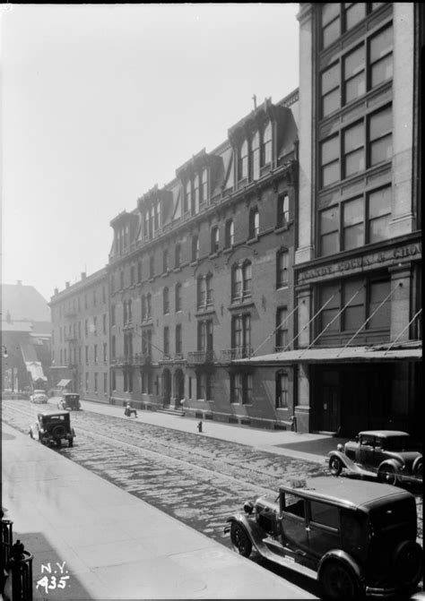 The Story Of First Apartment Building In America And Its Most Famous
