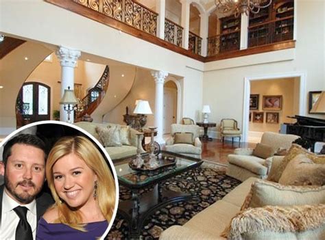 Inside Kelly Clarksons 28 Million Tennessee Home—check Out The Bride