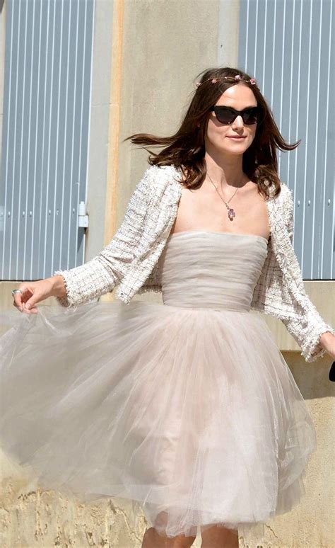 Keira Knightleys Wedding Dress So Beautiful Yet Simple Bo Ho And