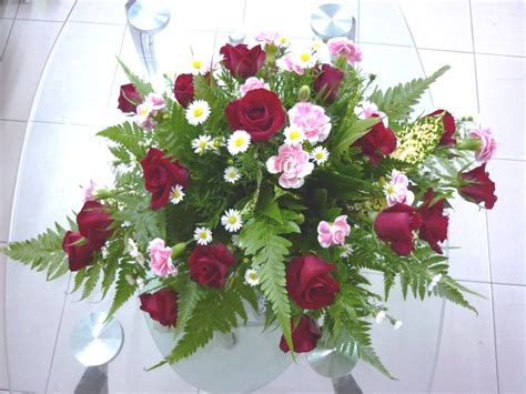 See more ideas about floral arrangements, arrangement, flower arrangements. Oval Shape Flower Arrangement - Wendy Pua | Malaysia ...