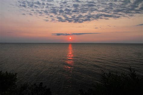Sunrise Lake Superior Paradise Michigan Photograph By Mitsubishiman