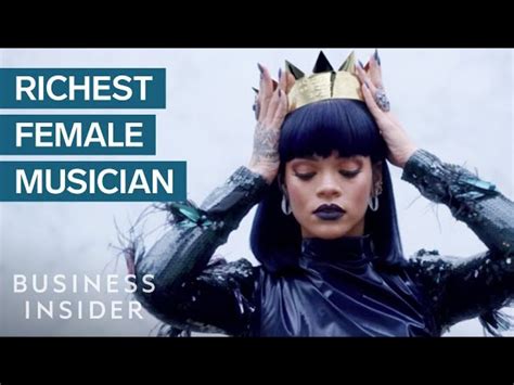 How Rihanna Makes And Spends Her 600 Million