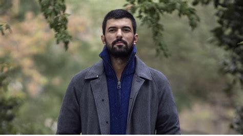 Engin Akyürek Officially Joins Instagram Check Out His First Post Al Bawaba