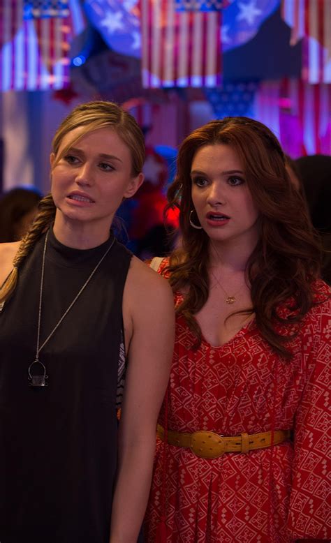 Faking It Faking It Photo Katie Stevens Rita Volk sur AlloCiné