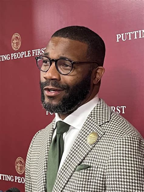 Birmingham got no warning on mass inmate release, Mayor Woodfin says