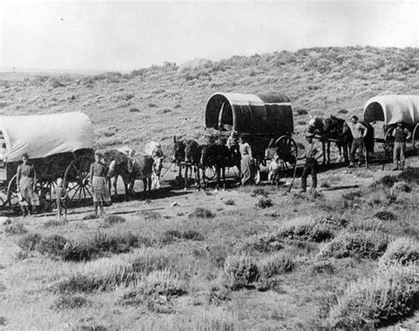 Pioneer Settlers Pioneer Wagon Train Colorado 1880 Pixdaus Old