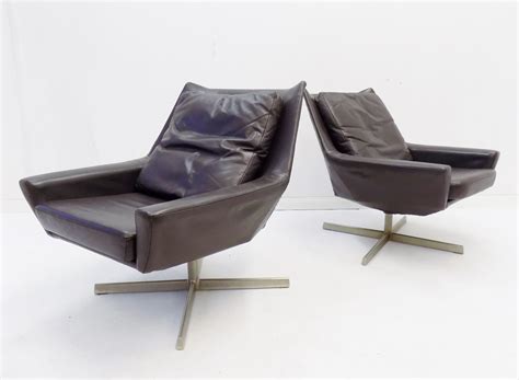 Knoll Set Of 2 Brown Leather Lounge Chairs 1960s 151622