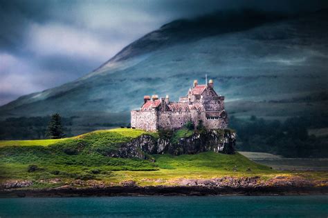Desde el encantador y salvaje paisaje de las highlands hasta el esplendor de la mágica ciudad de. Tudo sobre a Escócia: história, moeda, economia, idioma e ...