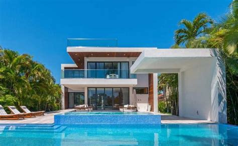 115 Million Newly Built Contemporary Waterfront Home In Miami Beach